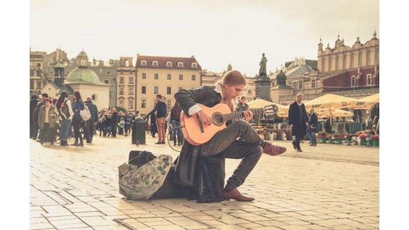 En İyi Olan Koşuldan Koşula Değişir – Friendz10