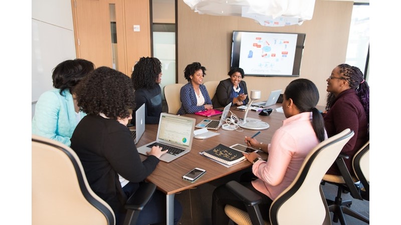 Tam Kadro Çalışmak – Friendz10