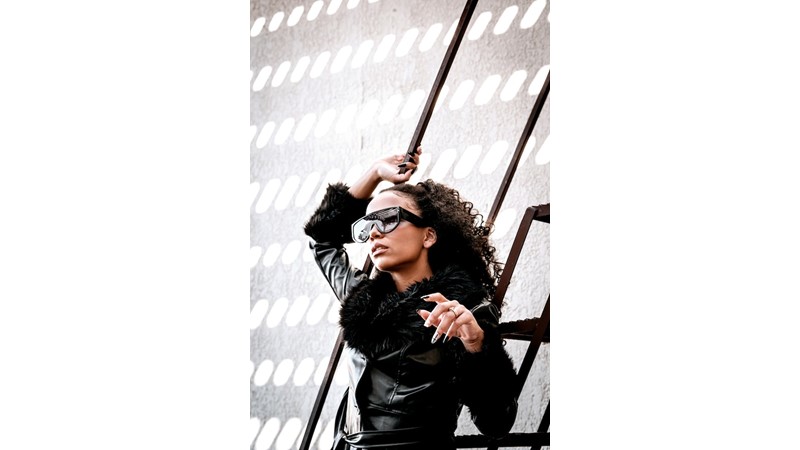 Fazla Dikkat Çekmek Belayı da Çekecektir – Friendz10