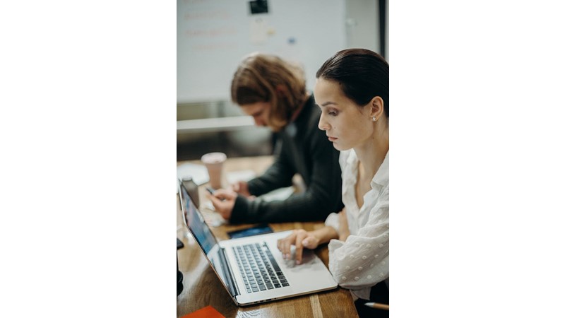 Geri Çekilmeyi Bilmek Gerek – Friendz10