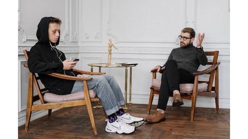 Olaylara Farklı Açılardan Bakmak – Friendz10