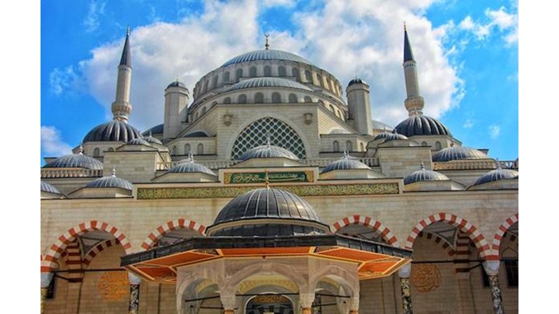 Osmanlı Kovalıyor