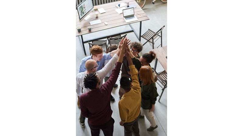 Amaç İçin Her Şeyi Yapmak – Friendz10