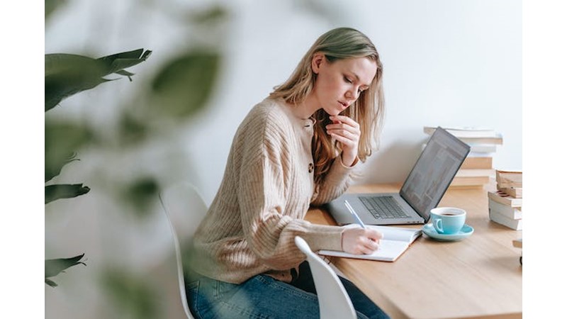 Duyguları Aklın Gerisine Atmak – Friendz10