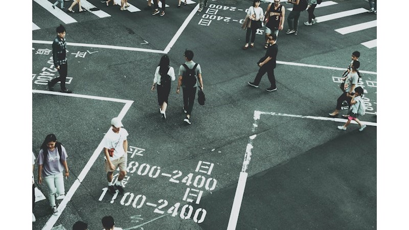 Aynı Yolda Giden İnsanlar – Friendz10