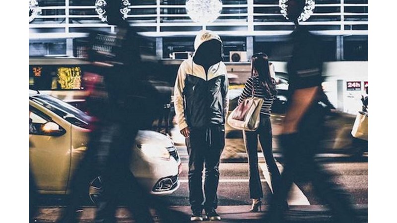 Bazı Şeyleri Gizli Yapmak İsteyebiliriz – Friendz10