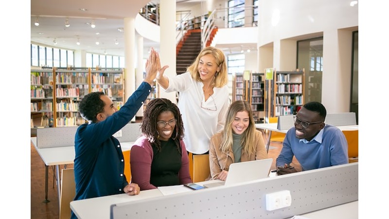 Sadece Kendin Olduğun İçin Kazanabilmek – Friendz10