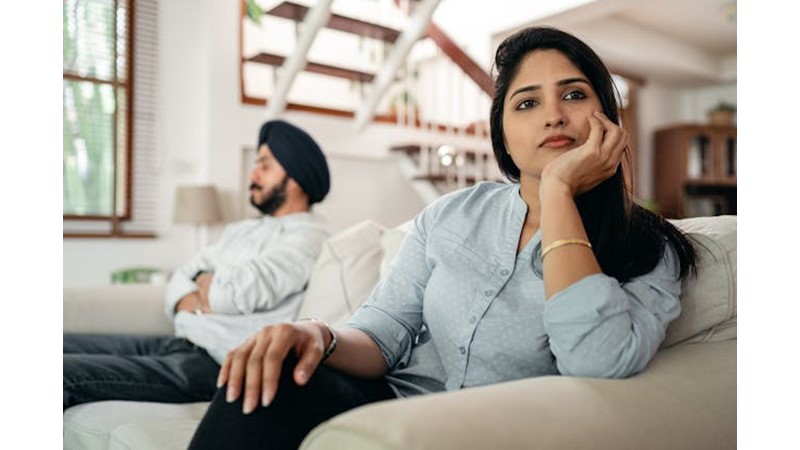 Aslında Bize Ait Değil