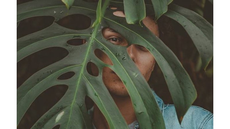 Bazı Şeyleri Gizli Yapmak İsteyebiliriz – Friendz10