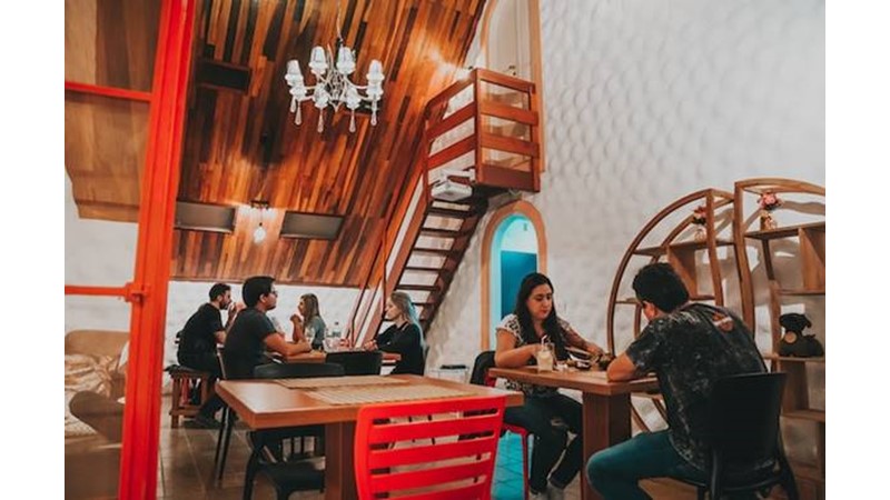 Saf Gibi Davranmak – Friendz10