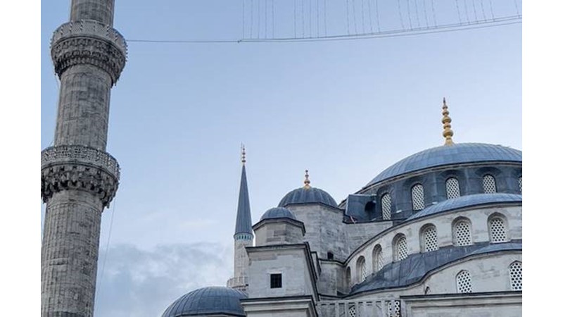 Savaşın İçine Düştü
