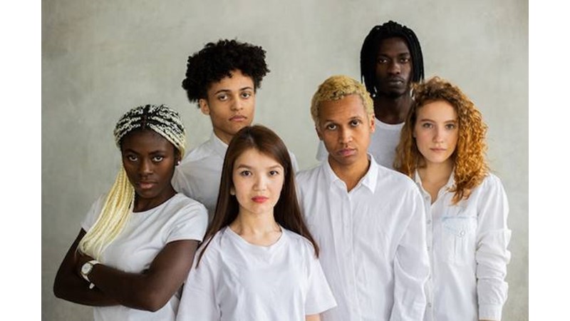 Farklılıklarla Yaşamak – Friendz10