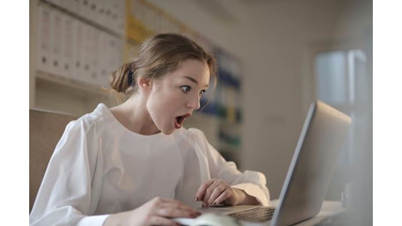 Bağımlılık Yaratan İlgi