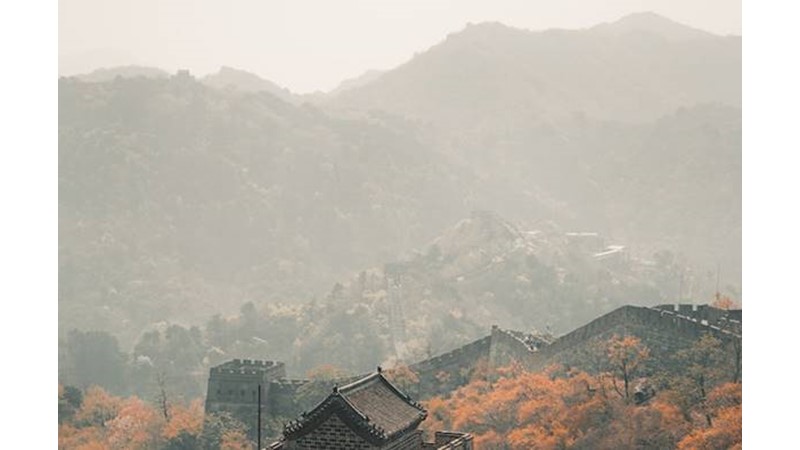 Eski Duvarlar Yıkıldı