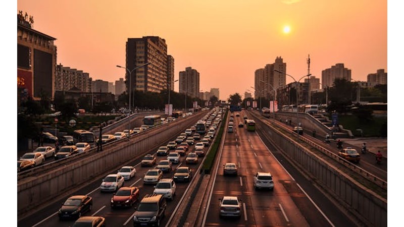 Hep Bir Şeylerle Meşgul Olmak