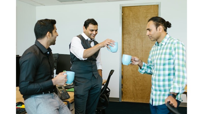 Yanlışların İş Birliği ile Saklanması – Friendz10