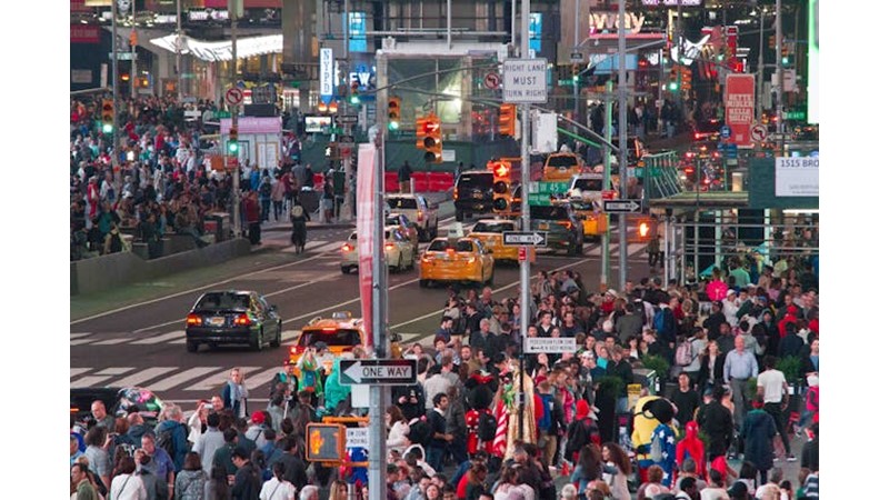 Kalabalıklar İçinde Kaybolmamak