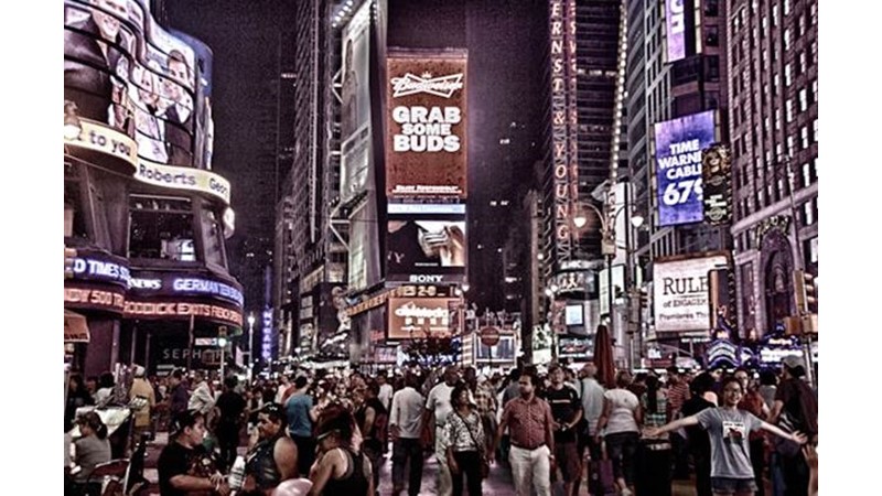 Genel Toplumun Parçası Olamamak