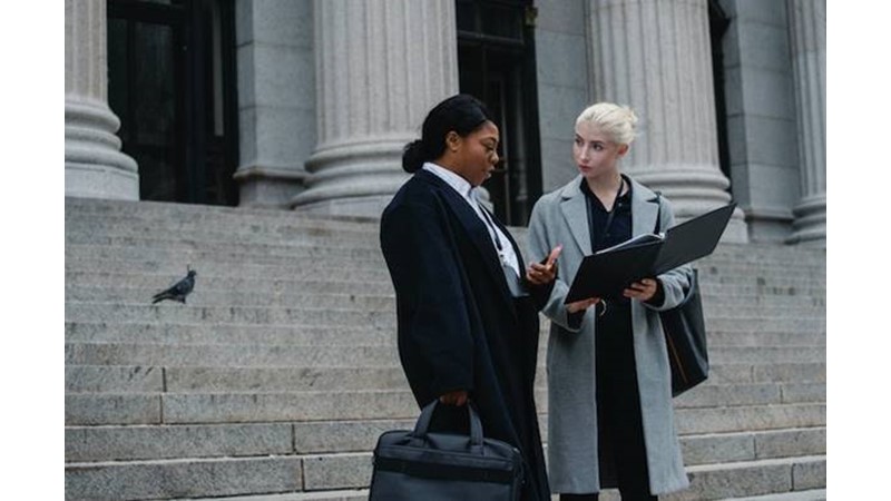 Gerekliliklerle Yaşamak – Friendz10