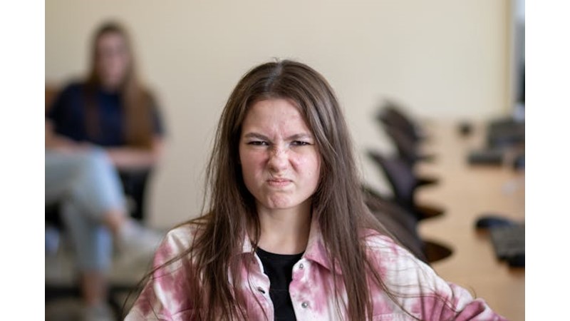 İçeride Yaşanan Sinir