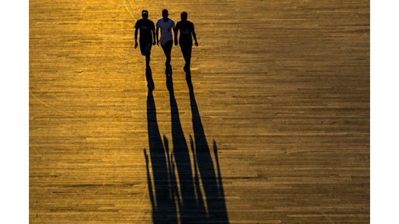 Her Birimiz Bir Diğerinden İzler Taşıyoruz