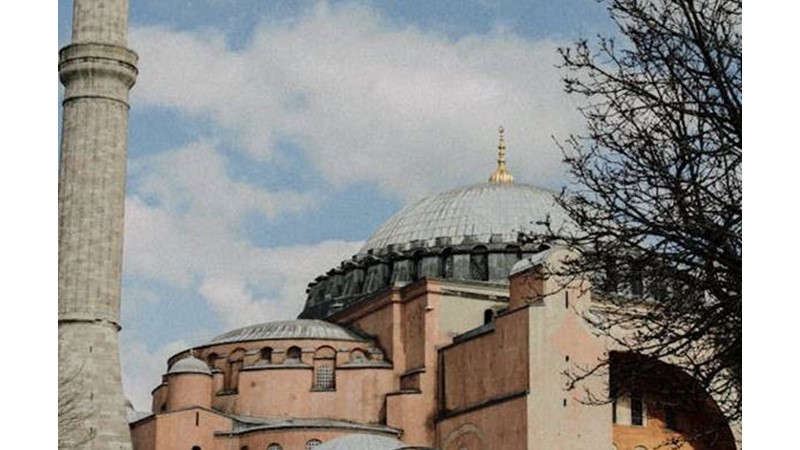 Çocuk Padişah Tehlikeleri Çekiyor – Friendz10