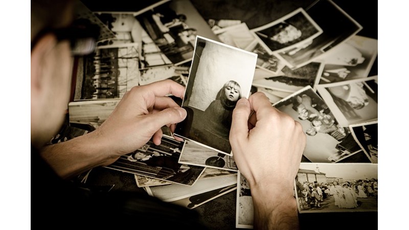 Audrey Hepburn Vakası: İZMİR'DEKİ AVRUPALILAR'IN İMZALADIĞI SADAKAT BİLDİRİSİ