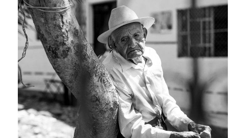 HAYATIMIZI DERİNDEN ETKİLEYEN VE SIK GÖRÜLEN SESSİZ TEHLİKE: 21 EYLÜL DÜNYA ALZHEİMER GÜNÜ